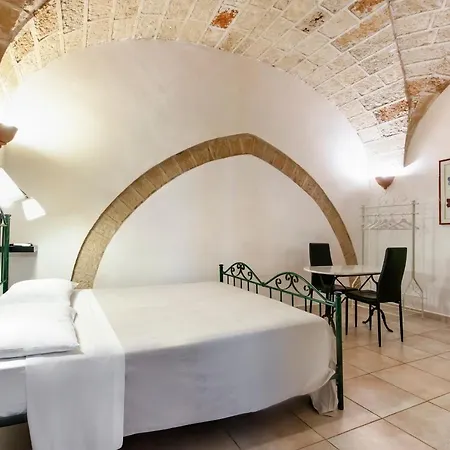 Antiche Volte Bed & Breakfast 3*