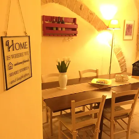 Antiche Volte לינה וארוחת בוקר 3*