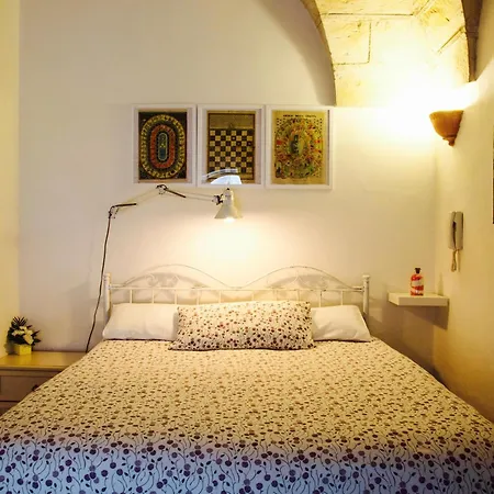 Antiche Volte Bed & Breakfast 3*