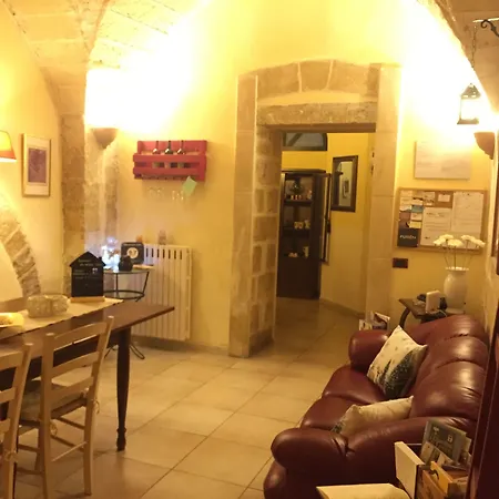 Antiche Volte فندق مبيت وإفطار