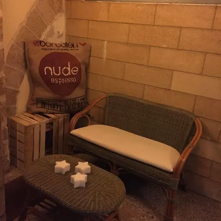 Antiche Volte Oda ve Kahvaltı Lecce
